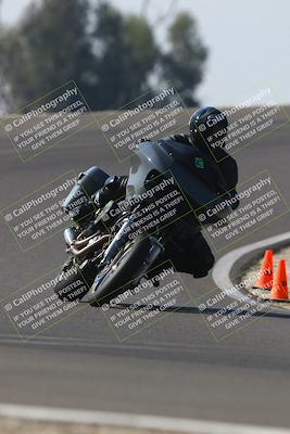 media/Nov-01-2025-TrackDaz (Sat) [[2b4d5192bc]]/C Group/1240pm (Turn 2 Outside)/